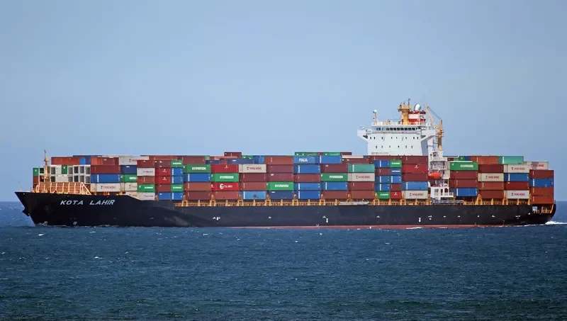 TS NINGBO Container Ship IMO 9322310 photo 4