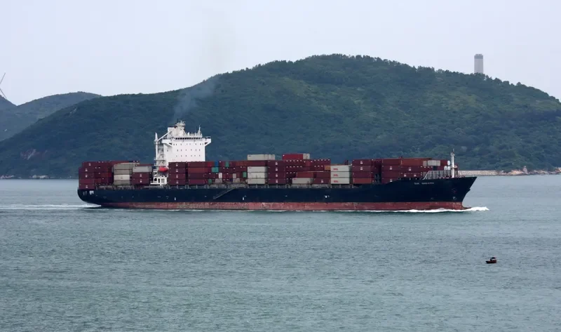 ZIM SHEKOU Container Ship IMO 9322322 photo 9