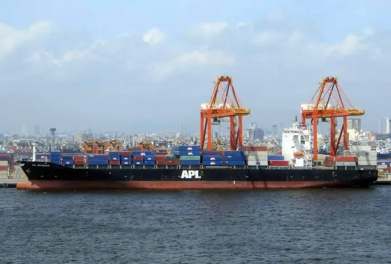 IRENES RAY Container Ship IMO 9322504 photo 5