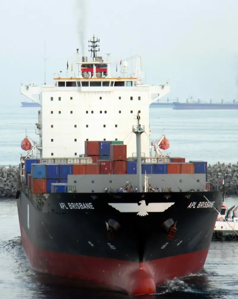 IRENES RAY Container Ship IMO 9322504 photo 9