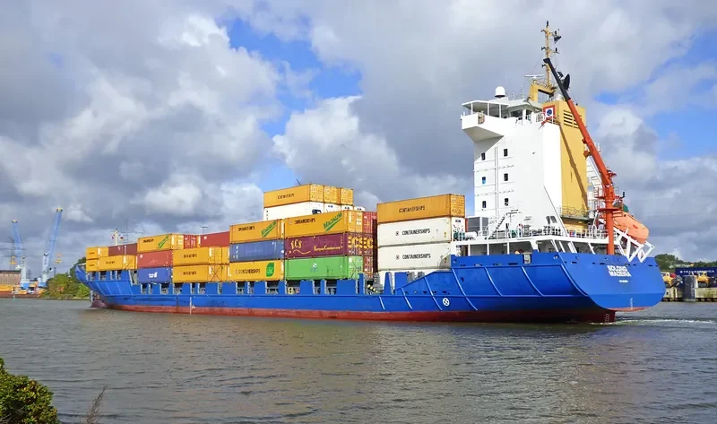 SOLONG Container Ship IMO 9322554 photo 5