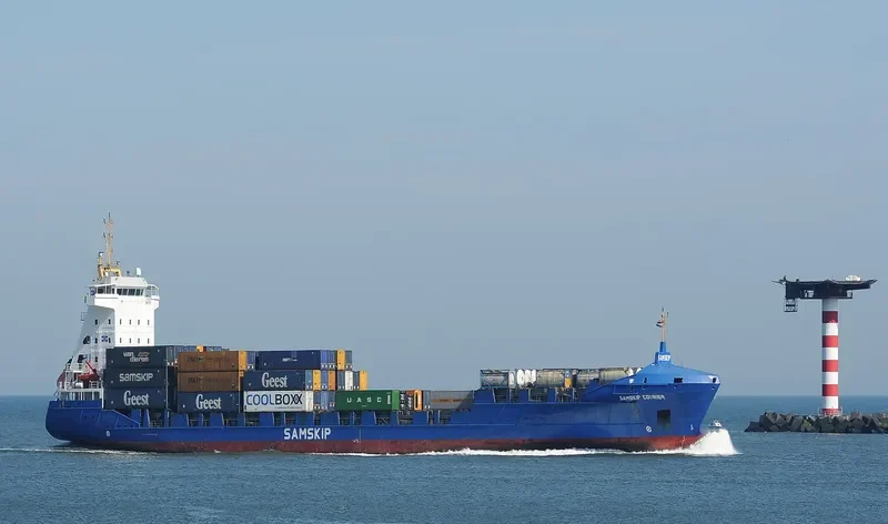 DREAM Container Ship IMO 9322578