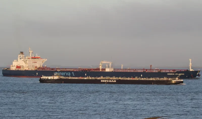 BEKS ATLANTICA Tanker IMO 9322839 photo 9