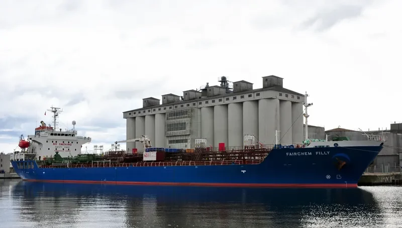 LAVRAKI Tanker IMO 9323077 photo 4