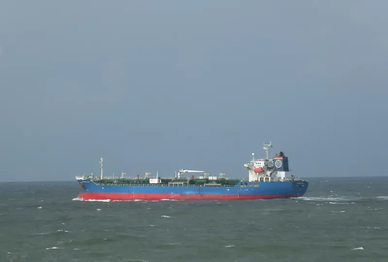 LAVRAKI Tanker IMO 9323077 photo 10