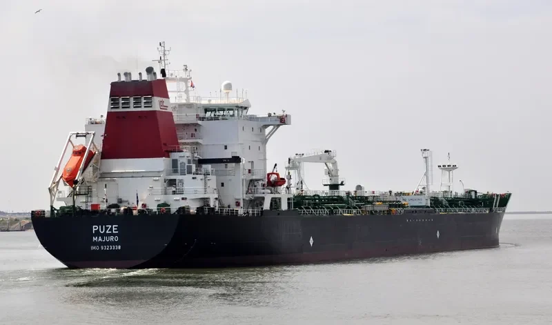 PUZE Tanker IMO 9323338 photo 8