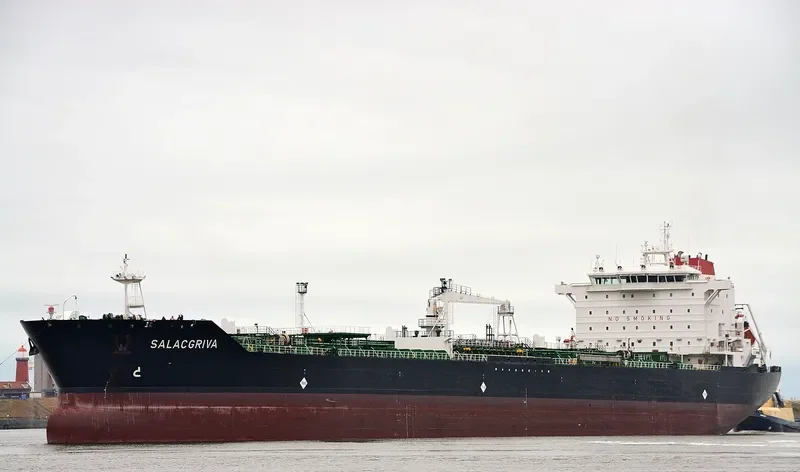 SALACGRIVA Tanker IMO 9323390 photo 3