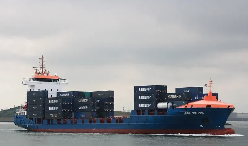 JSP ROVER Container Ship IMO 9323467 photo 2