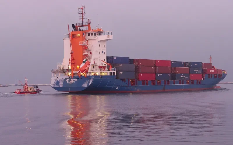 JSP ROVER Container Ship IMO 9323467 photo 7