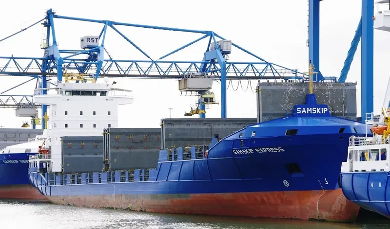 SAMSKIP EXPRESS Container Ship IMO 9323479 photo 4