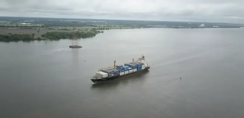X PRESS IRAZU Container Ship IMO 9323493 photo 2