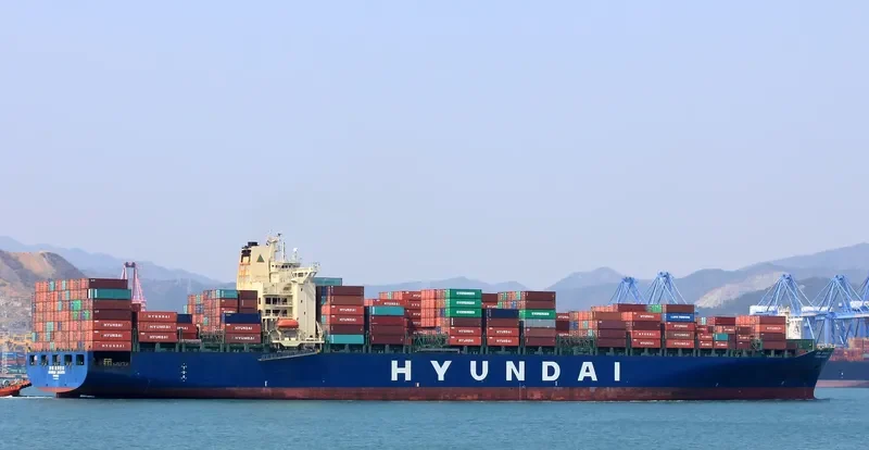 HYUNDAI JAKARTA Container Ship IMO 9323522 photo 3