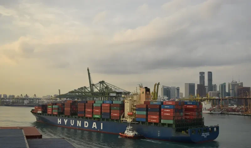 HYUNDAI JAKARTA Container Ship IMO 9323522 photo 4