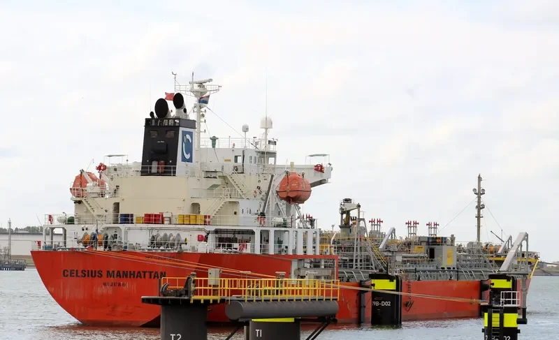 CELSIUS MANHATTAN Tanker IMO 9323766 photo 7