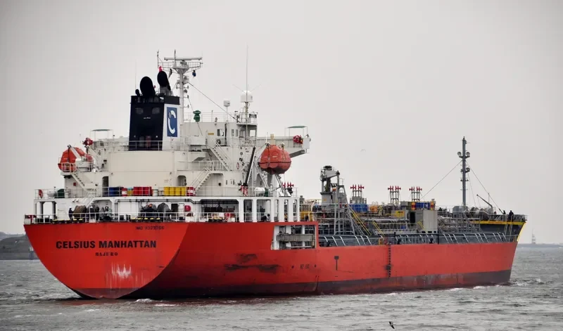 CELSIUS MANHATTAN Tanker IMO 9323766 photo 9