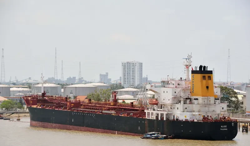 ALICE Tanker IMO 9323792 photo 6