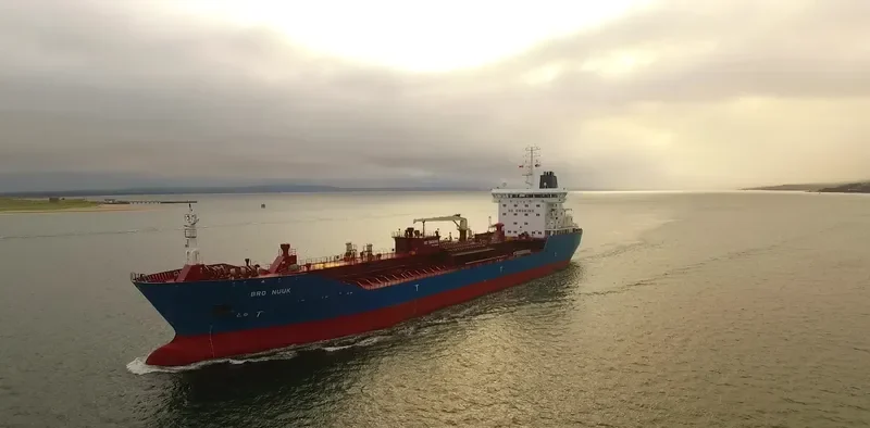 BRO NUUK Tanker IMO 9323819 photo 4