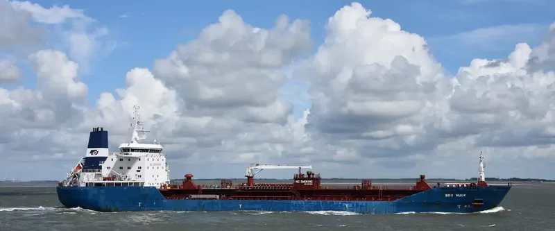 BRO NUUK Tanker IMO 9323819 photo 8