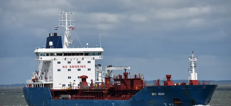 BRO NUUK Tanker IMO 9323819 photo 10