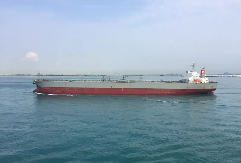 LR2 ETERNITY Tanker IMO 9323974 photo 2