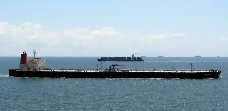 KASAGISAN Tanker IMO 9324100 photo 8