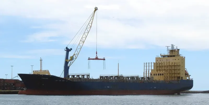PACAO Container Ship IMO 9324174 photo 6