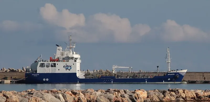 APILIOTIS Tanker IMO 9324370 photo 10