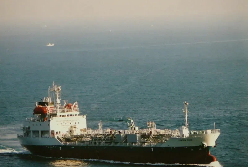 SPRING NOTE Tanker IMO 9324590 photo 10