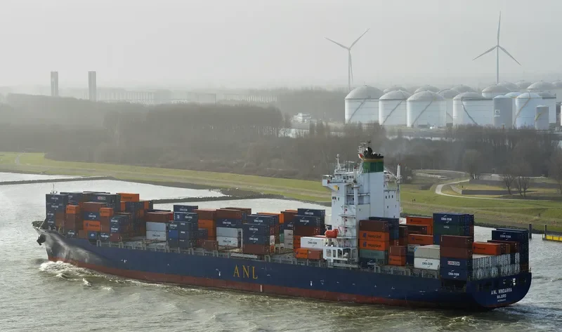 NAVIOS AMARILLO Container Ship IMO 9324849 photo 2