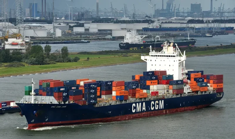 NAVIOS INDIGO Container Ship IMO 9324875 photo 2