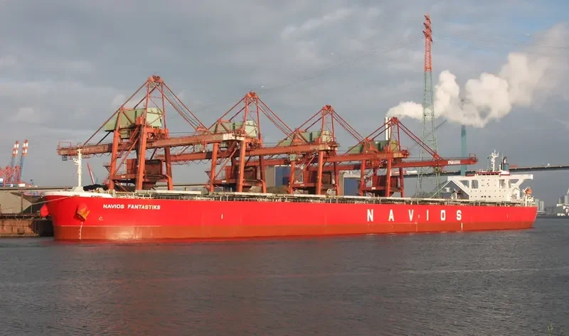 NAVIOS FANTASTIKS Bulk Carrier IMO 9325013 photo 9