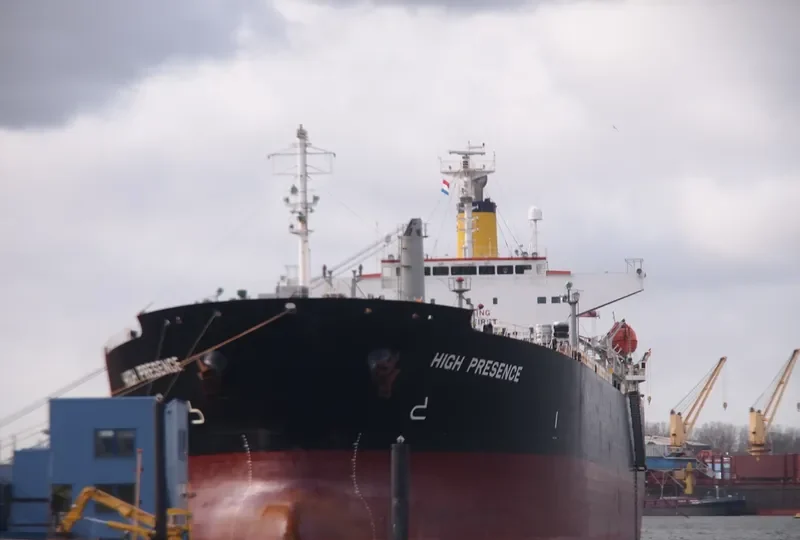 HIGH SD YIHE Tanker IMO 9325324
