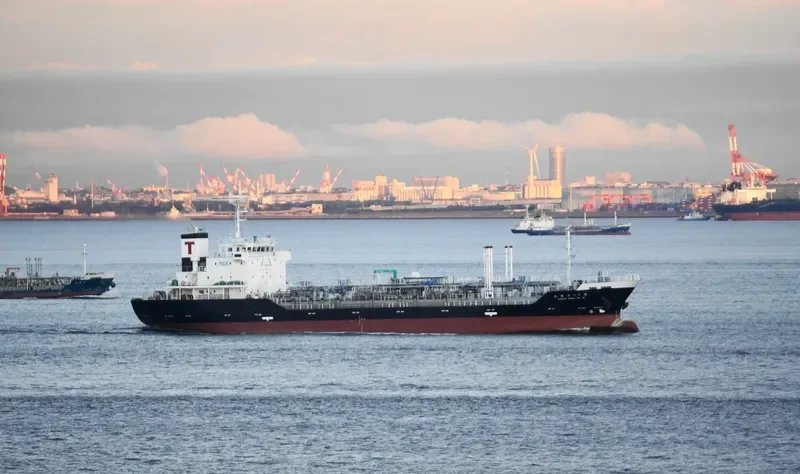 EISHIN MARU NO.18 Tanker IMO 9325714 photo 9
