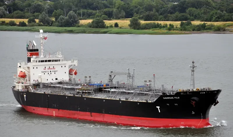 ULRIKEN Tanker IMO 9325843 photo 3