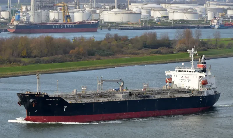 CHEMROAD LILY Tanker IMO 9325855 photo 3