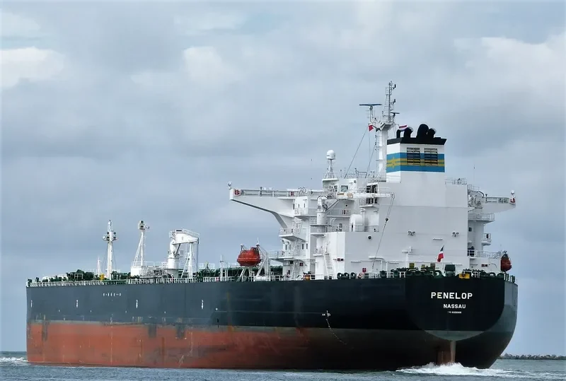 PENELOP Tanker IMO 9325908 photo 2
