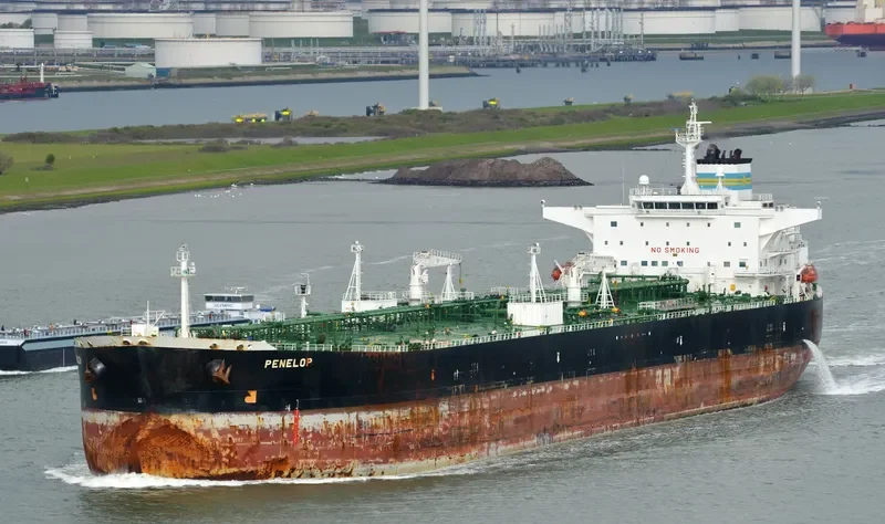 PENELOP Tanker IMO 9325908 photo 5