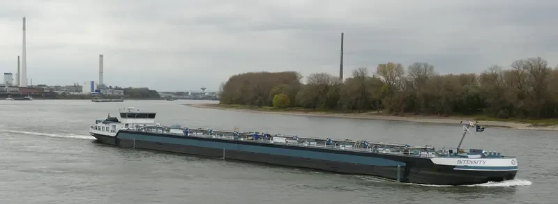 INTENSITY Tanker IMO 9326184 photo 2