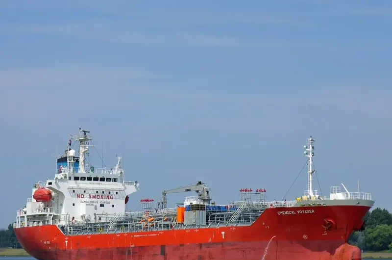 LONG PHU 20 Tanker IMO 9326225 photo 6