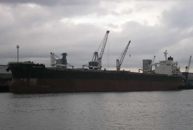 ZOI XL Bulk Carrier IMO 9326275 photo 4