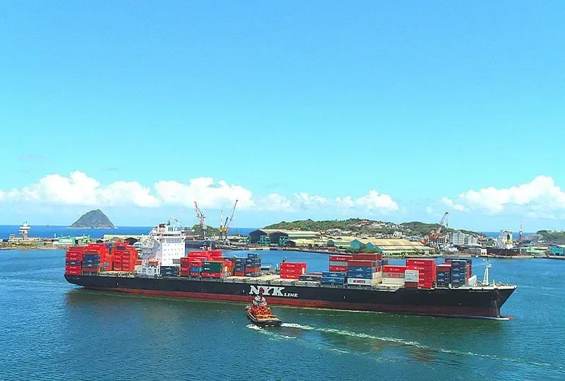 REN JIAN 8 Container Ship IMO 9326756 photo 2