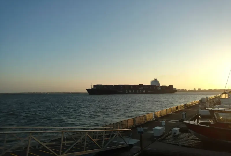 CMA CGM JAMAICA Container Ship IMO 9326770 photo 3