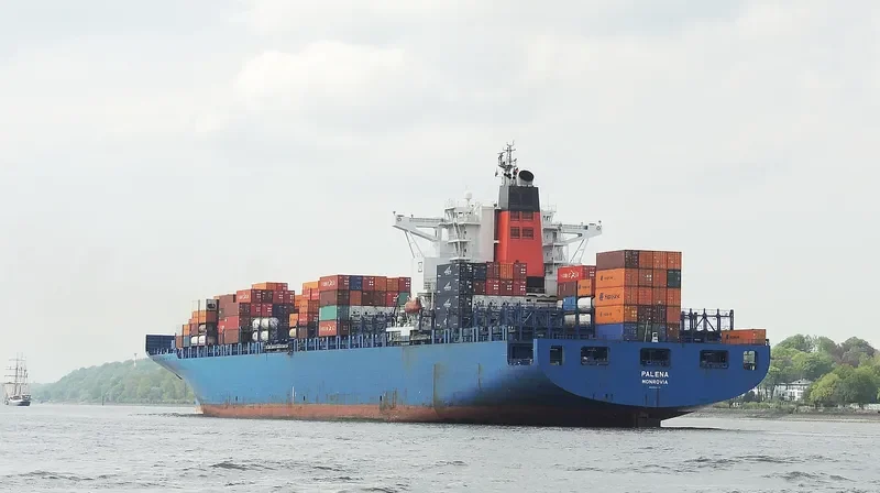 SHIMIN Container Ship IMO 9326782 photo 5