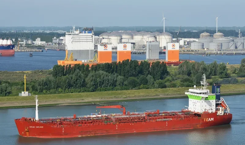 TEAM EXPLORER Tanker IMO 9326902 photo 5