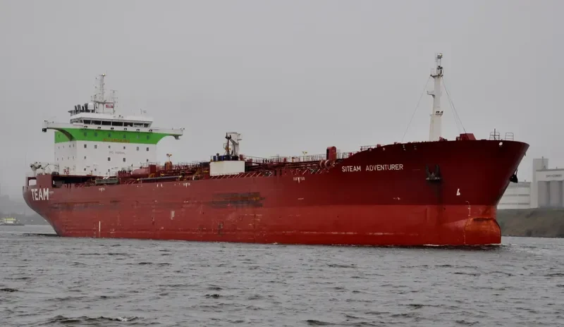 TEAM ADVENTURER Tanker IMO 9326914 photo 2
