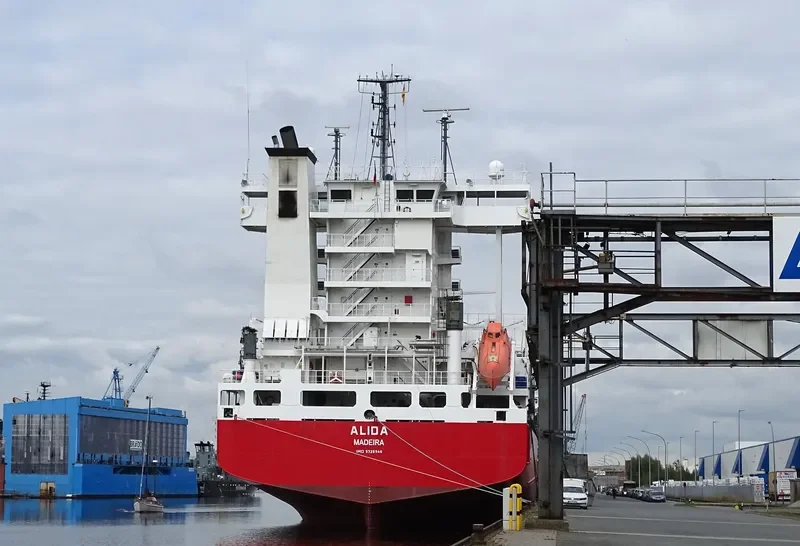 WEC CORNEILLE Container Ship IMO 9326940 photo 8