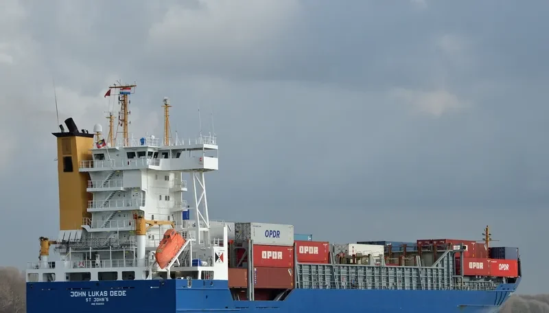 TROUPER Container Ship IMO 9326952 photo 8