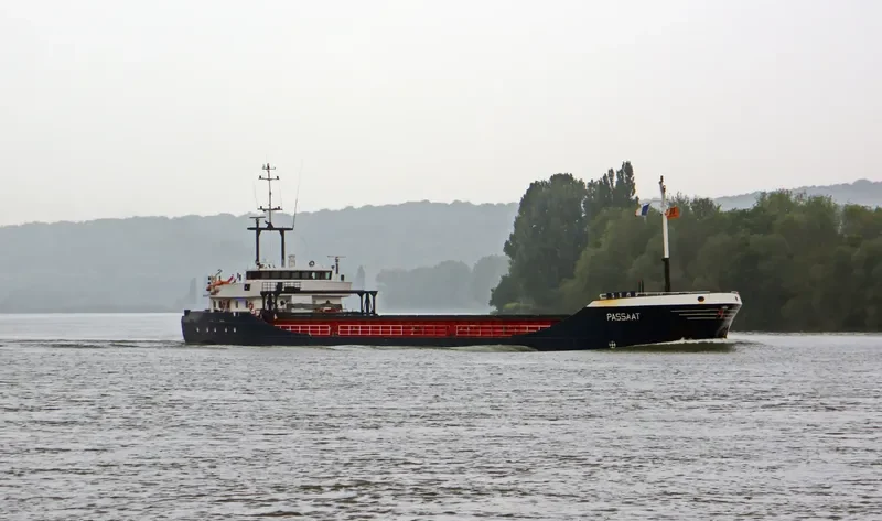 NCL SVELGEN Container Ship IMO 9326964 photo 4