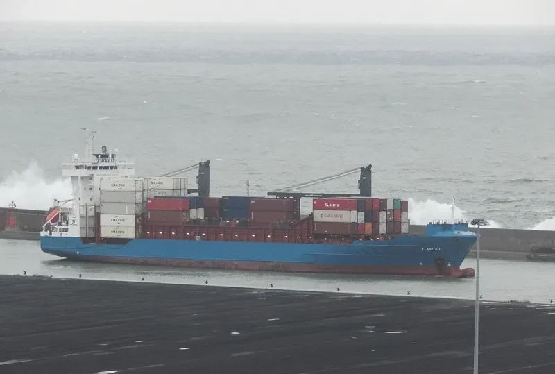 CT DANIEL Container Ship IMO 9326988 photo 3