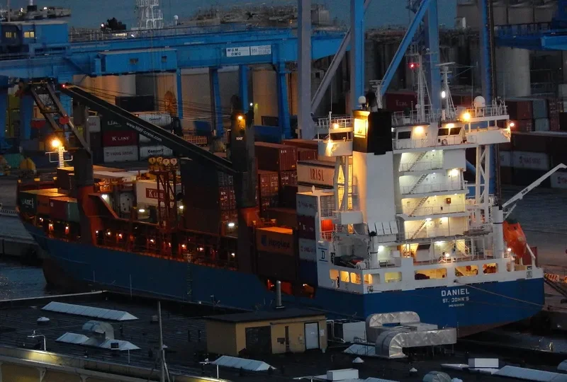 CT DANIEL Container Ship IMO 9326988 photo 5